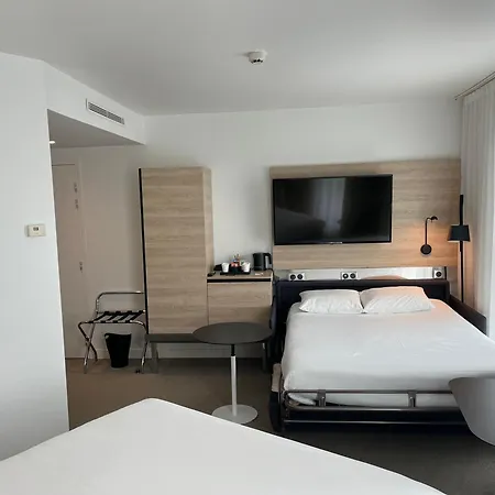 Novotel Angers Centre Gare Room photo