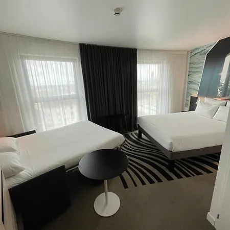 Novotel Angers Centre Gare Exterior photo