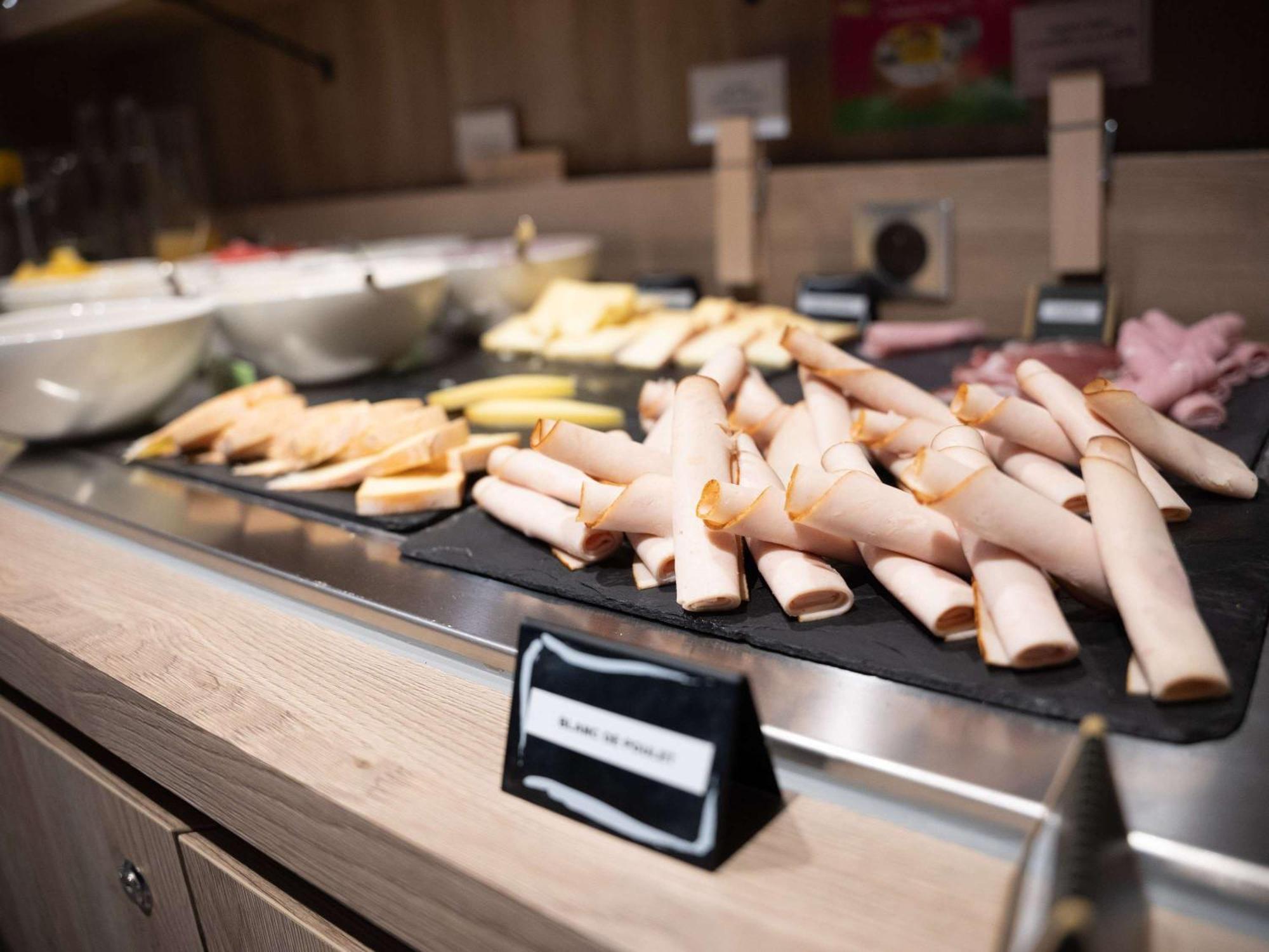 Hotel Novotel Centre Gare Angers