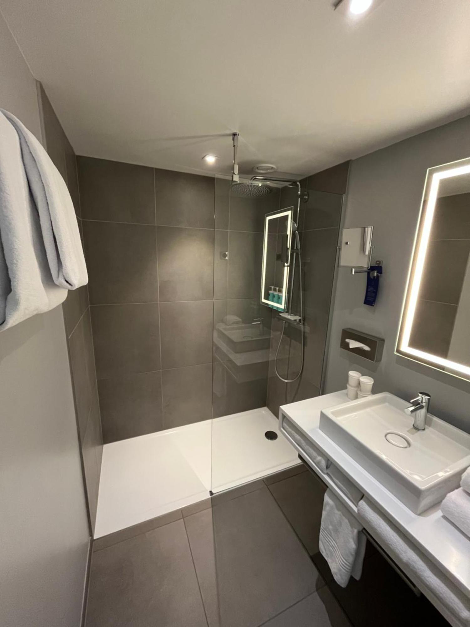Novotel Centre Gare Hotel 4*